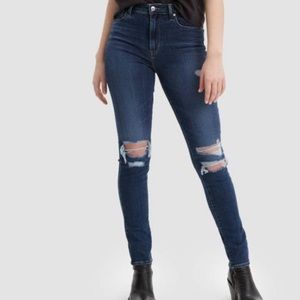 Levi's® Women's 721™ High-Rise Skinny Jeans